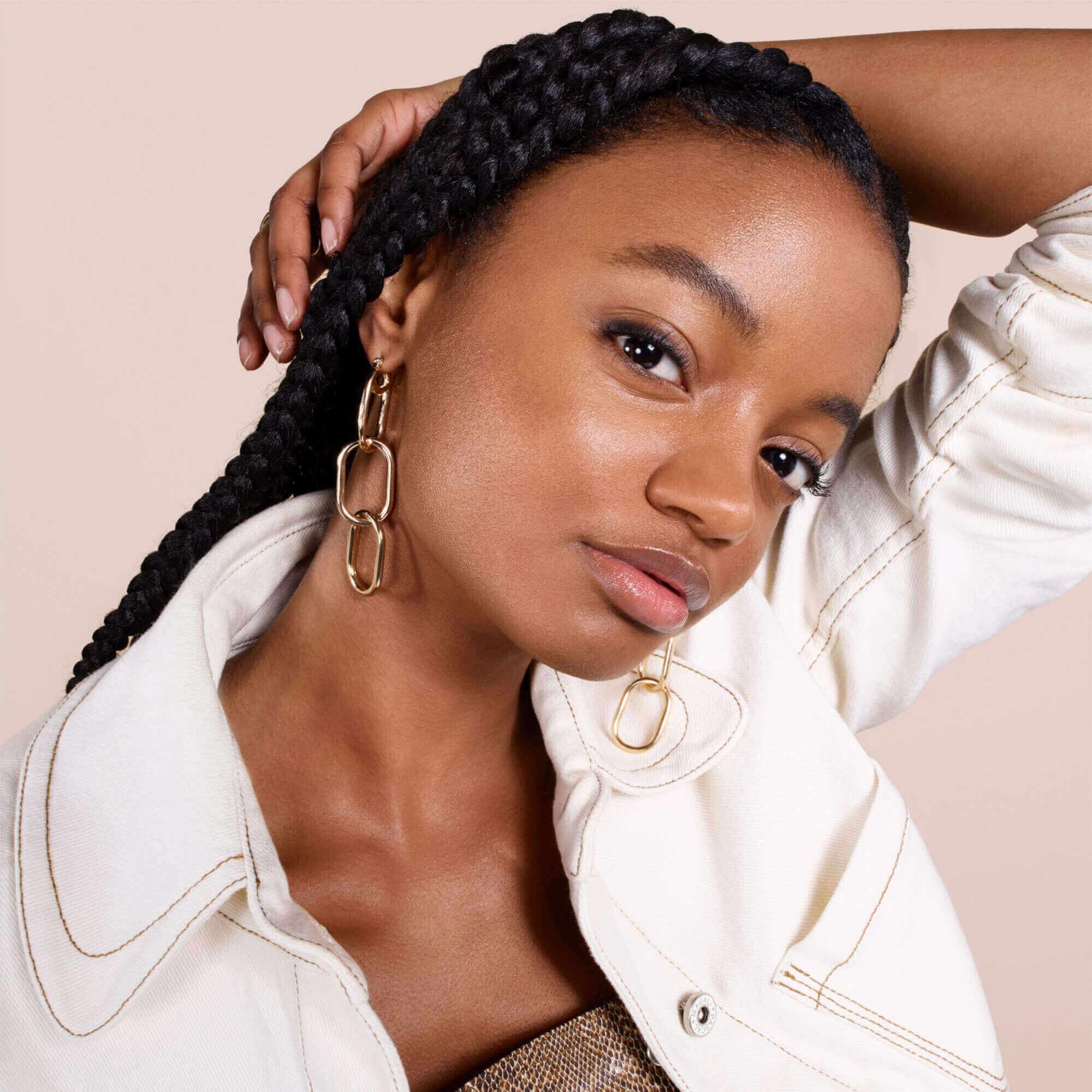 FONDOTINTA TEINT IDOLE  ULTRA WEAR CARE & GLOW