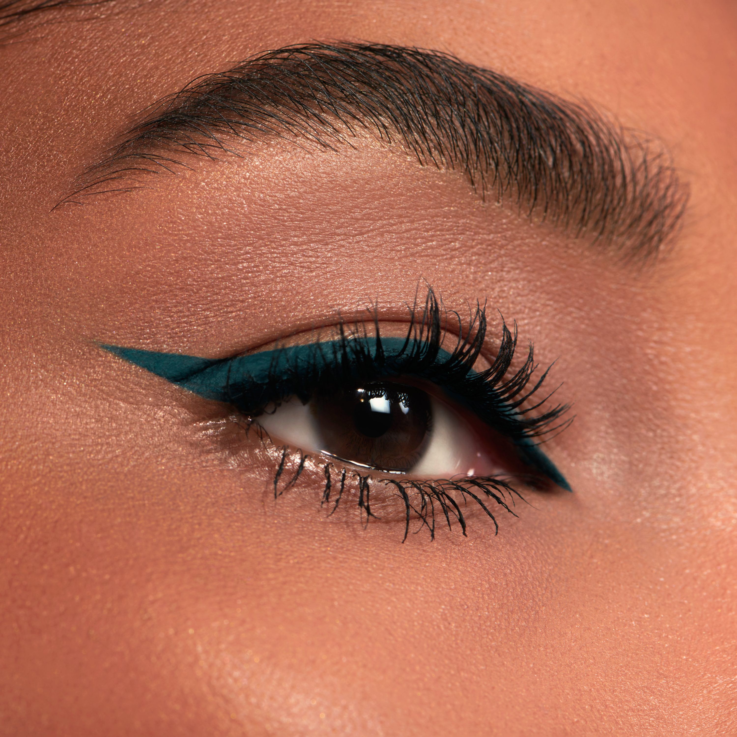 LINER IDOLE