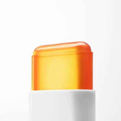 Close Up of the product  SUPRA SCREEN SUN STICK