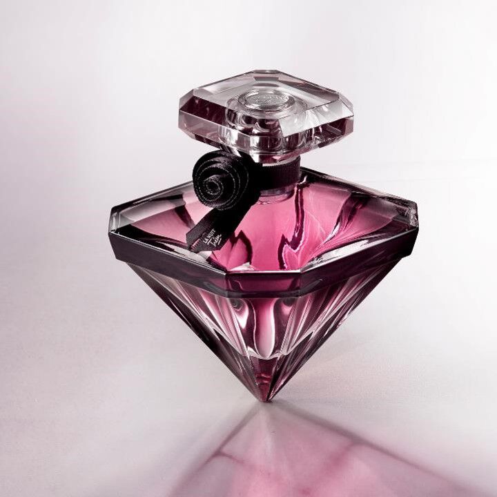 La Nuit Tresor Eau de Parfum