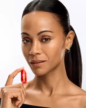 Zoe Saldana per Longevity MD Lancome