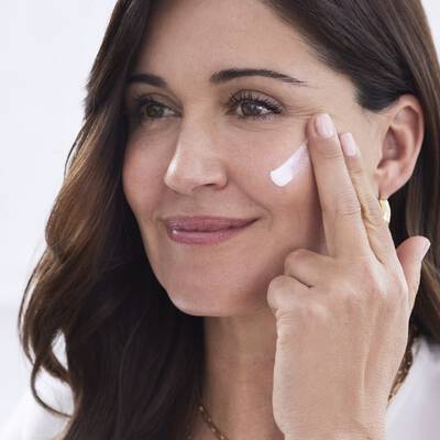 Crema viso antirughe over 60: qual e la migliore? – Lancome