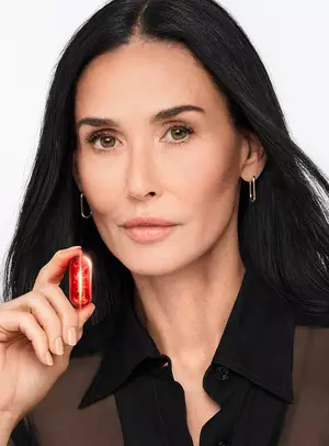 Visual key di Demi Moore per Absolue Longevity MD Lancome