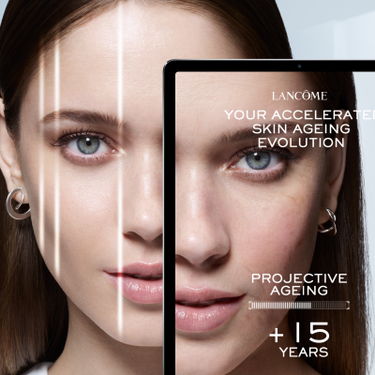 Pubblicita Lancome: simulazione digitale dell'invecchiamento cutaneo (+15 anni) sul viso di una donna.