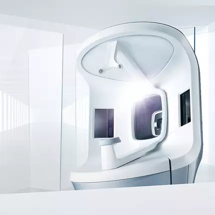 Alt-Text: Hochmodernes, minimalistisches Design eines futuristischen Gerats in einem hellen, lichtdurchfluteten Raum.